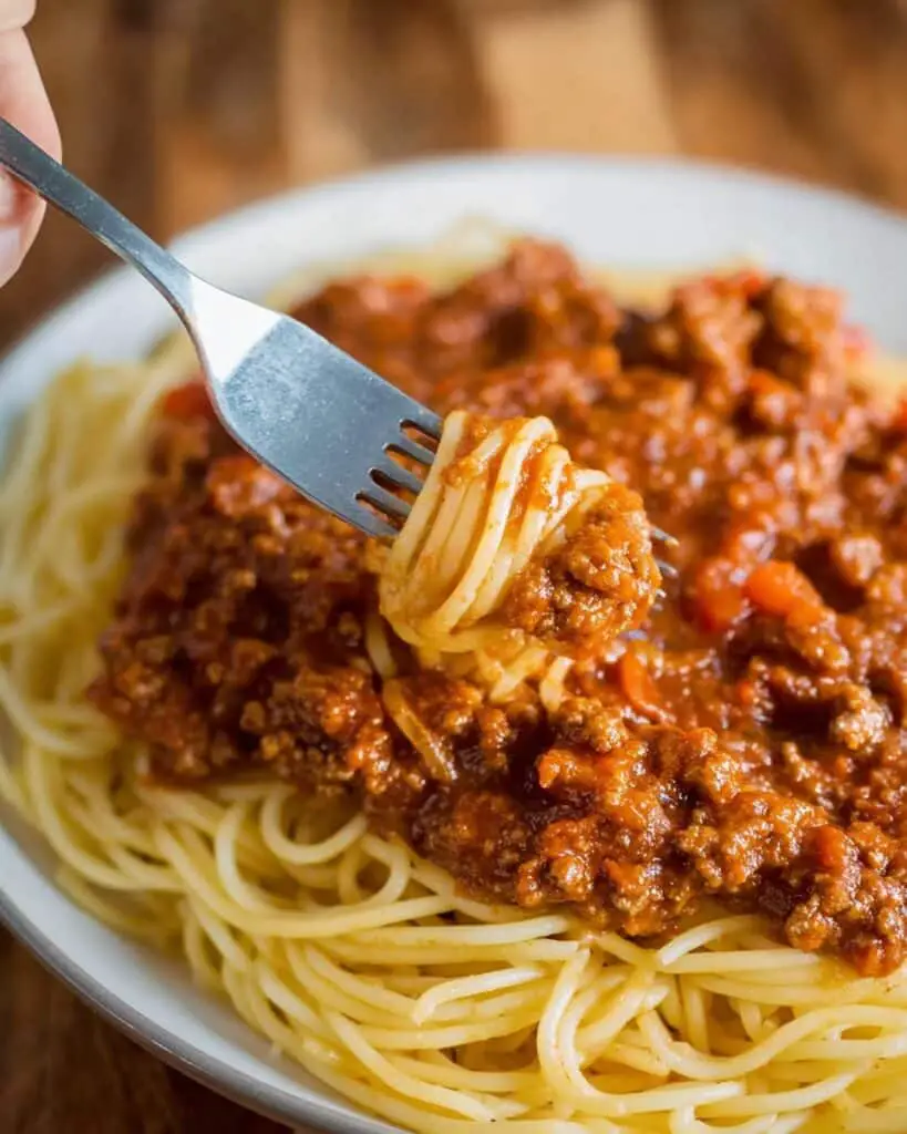 Classic Spaghetti Bolognese Recipe