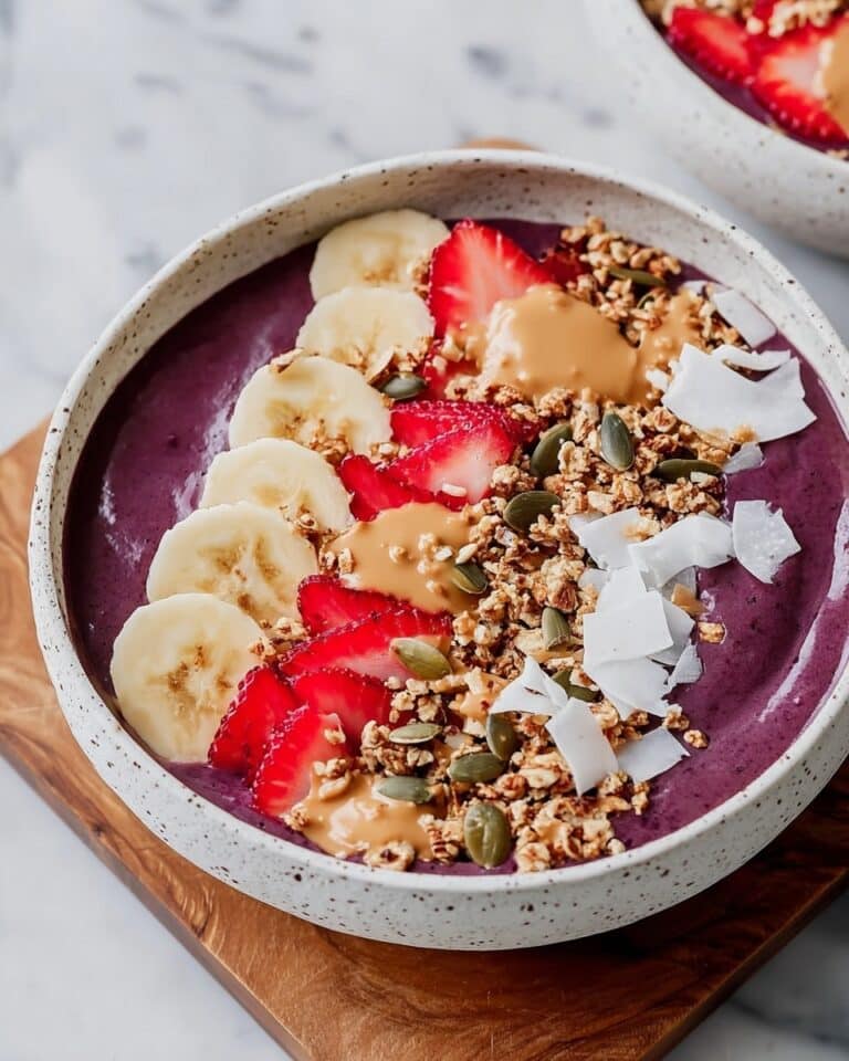 How to Make an Easy Açaí Bowl in 10 Minutes Recipe