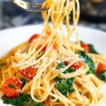 Roasted Garlic Spaghetti with Tomatoes and Spinach