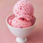 Easy Eggless Strawberry Ice Cream