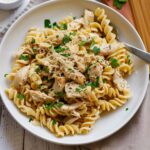 Crockpot Garlic Parmesan Chicken Pasta