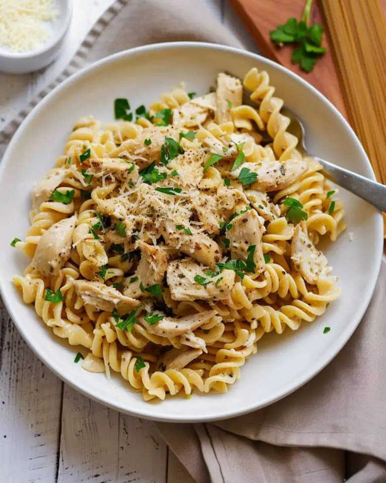 Crockpot Garlic Parmesan Chicken Pasta