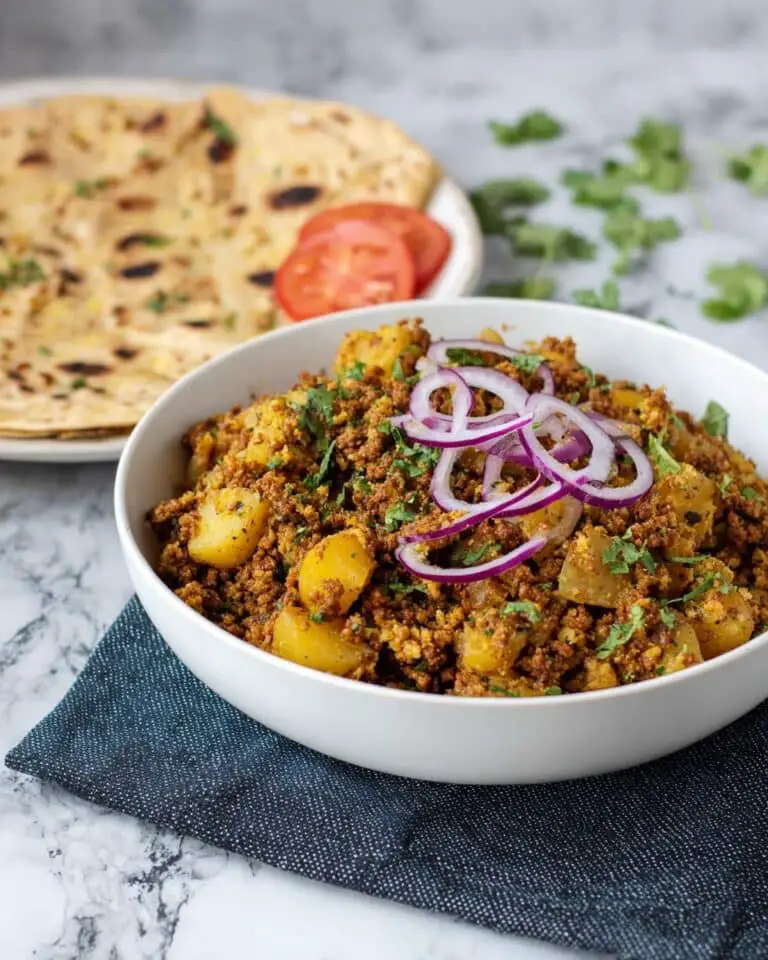 Aloo Keema (Pakistani Ground Beef and Potato Curry) Recipe