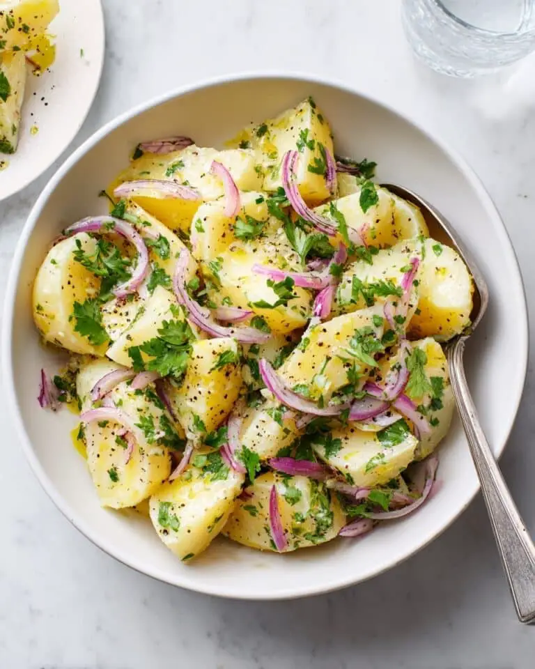 Yuca con Mojo (Yuca With Garlic Sauce) Recipe