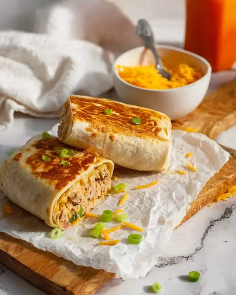 Cheesy Garlic Chicken Wraps Recipe