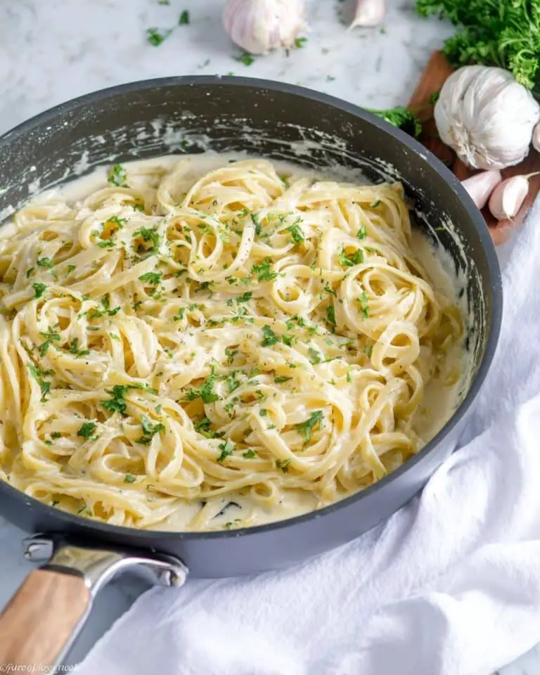 One Pan Garlic Parmesan Pasta Recipe
