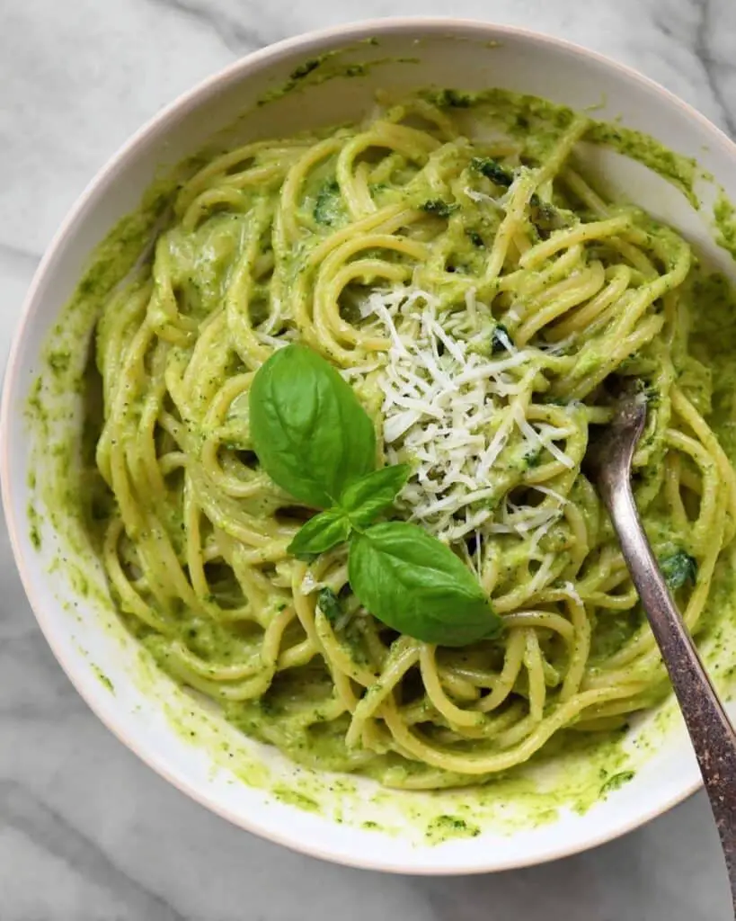 Creamy Avocado Pasta Sauce (Green Pasta) Recipe