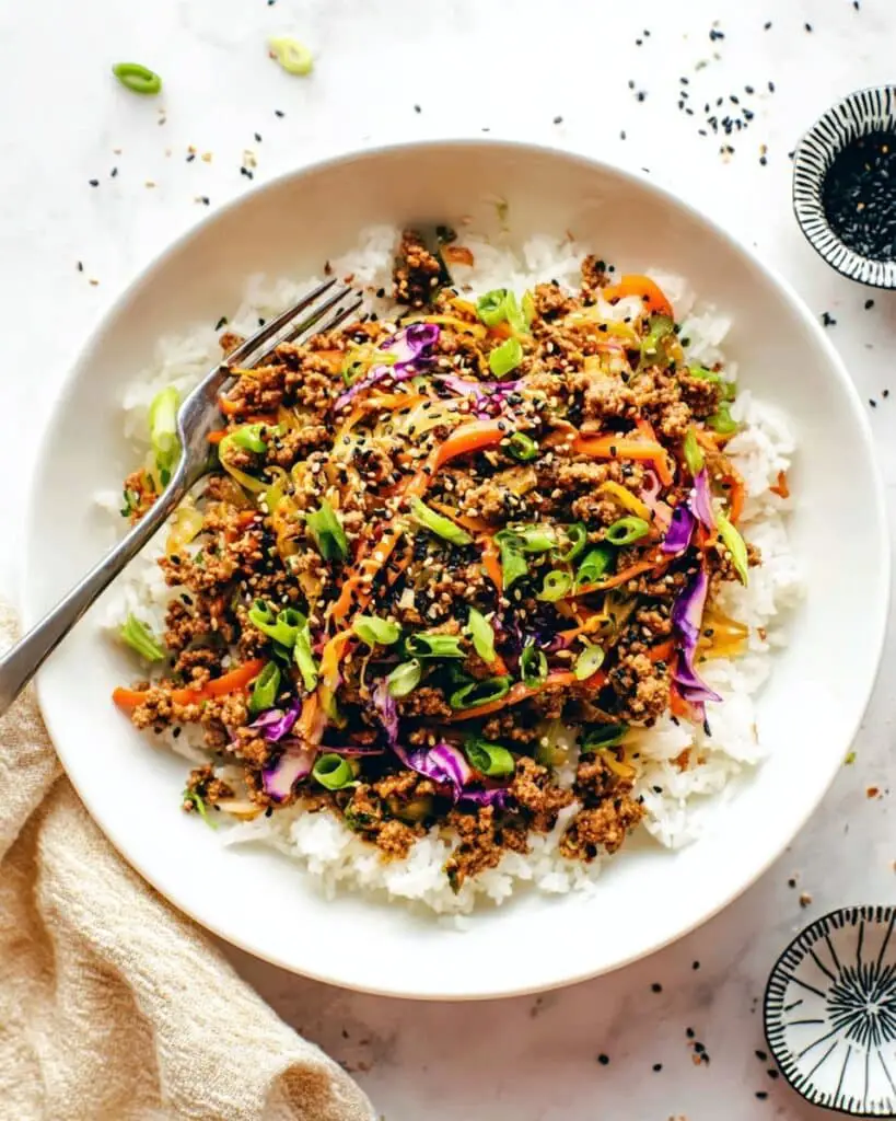 20-Minute Egg Roll Bowls Recipe