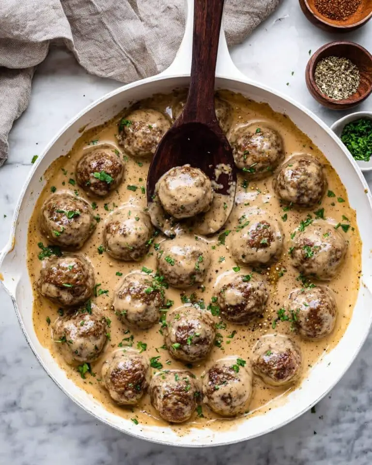 Swedish Meatballs with Creamy Sauce Recipe