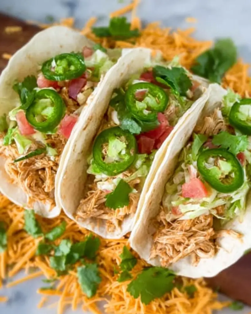 Slow Cooker Queso Chicken Tacos Recipe