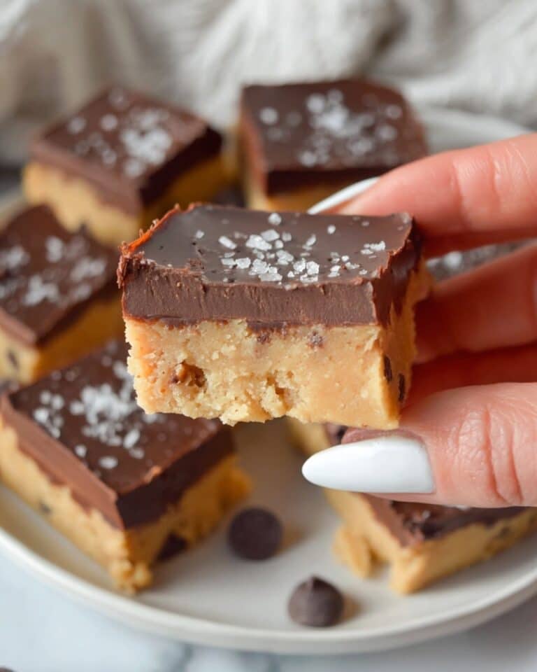 No-Bake Protein Bars with Chocolate Chips and Peanut Butter Recipe