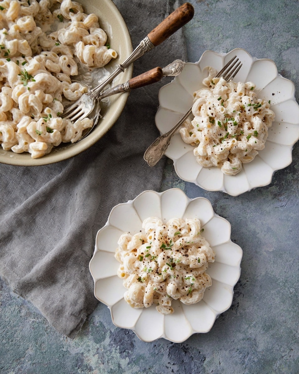 Southern-Style Macaroni Salad with Cheddar Cheese – Creamy & Zesty