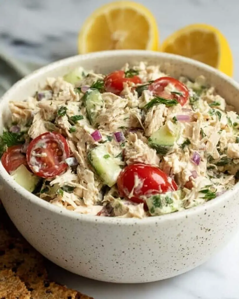 Quick Mediterranean Tuna Salad with No Mayo (Healthy) Recipe