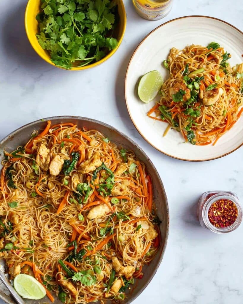 One-Pan Vermicelli Noodles with Chicken and Vegetables