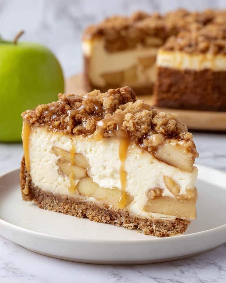 Apple Crumble Cheesecake Recipe