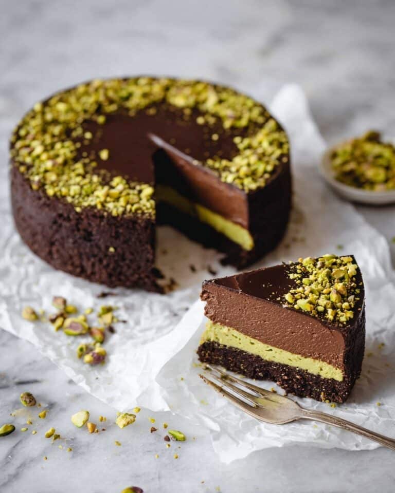 No-Bake Chocolate Pistachio Cake Recipe