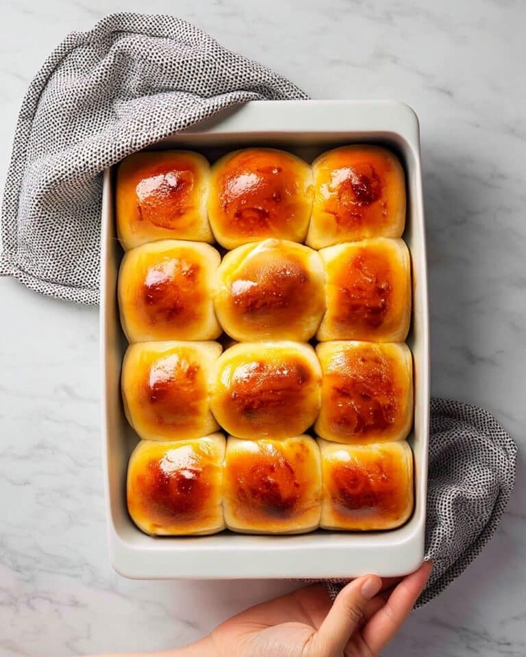 Easy Homemade Dinner Rolls Recipe